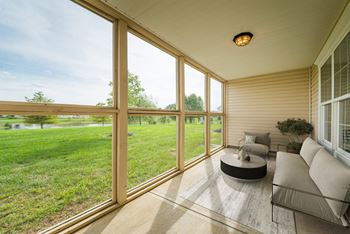 Private balcony / patios